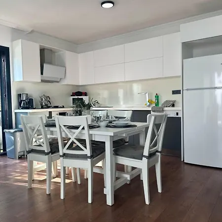 300m To 2 Bedroom Garden Floor Flat With Pool A1 - Yeni Dunya Διαμέρισμα