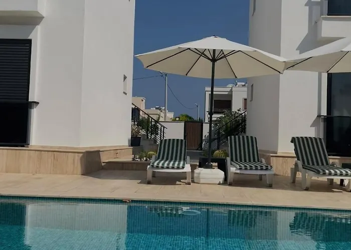 300m To 2 Bedroom Garden Floor Flat With Pool A1 - Yeni Duenya Διαμέρισμα Αλικαρνασσός