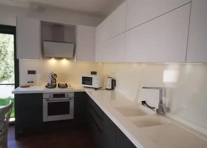 Διαμέρισμα 300m To 2 Bedroom Garden Floor Flat With Pool A1 - Yeni Duenya Αλικαρνασσός