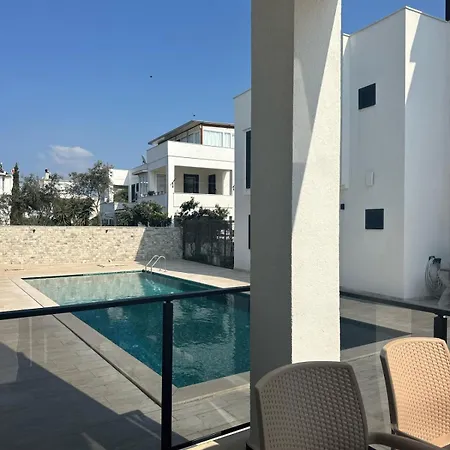300m To 2 Bedroom Garden Floor Flat With Pool A1 - Yeni Dunya * Bodrum
